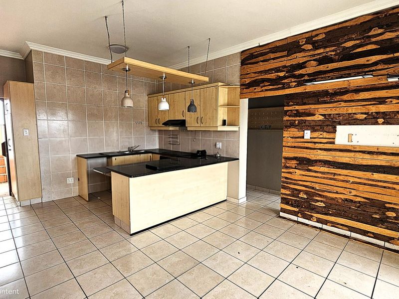 House For Sale in St Michaels On Sea, Margate, KwaZulu Natal - Photo 4