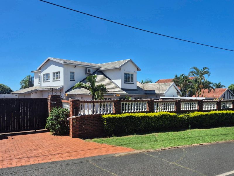 House For Sale - Income potential - in Durban North, KwaZulu Natal - Air BNB - Photo 3