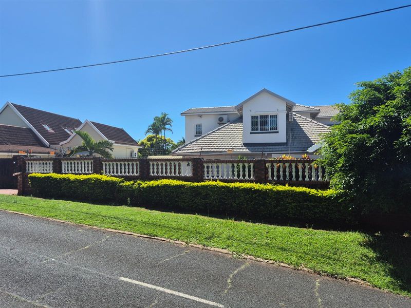 House For Sale - Income potential - in Durban North, KwaZulu Natal - Air BNB - Photo 2