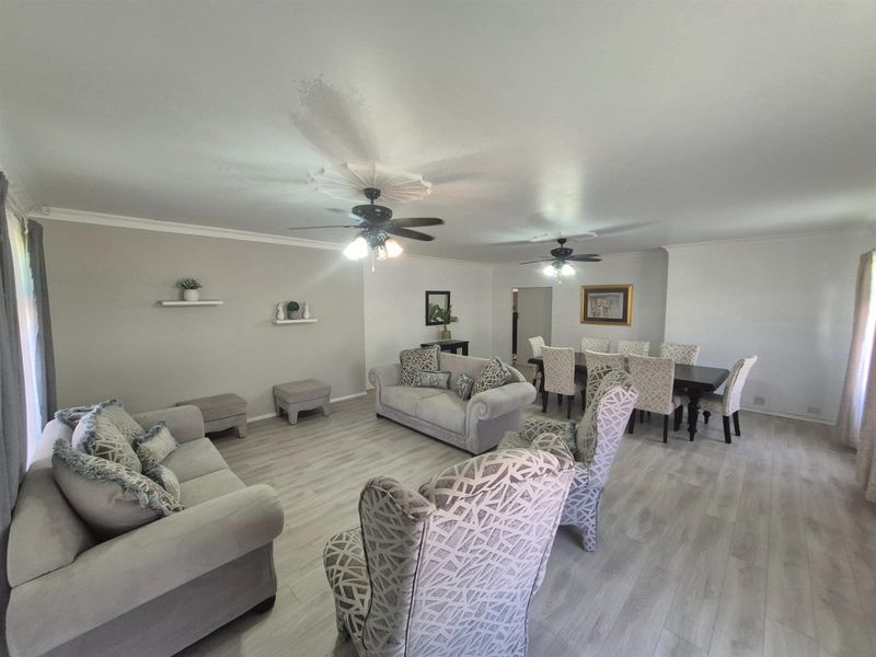 House For Sale - Income potential - in Durban North, KwaZulu Natal - Air BNB - Photo 6