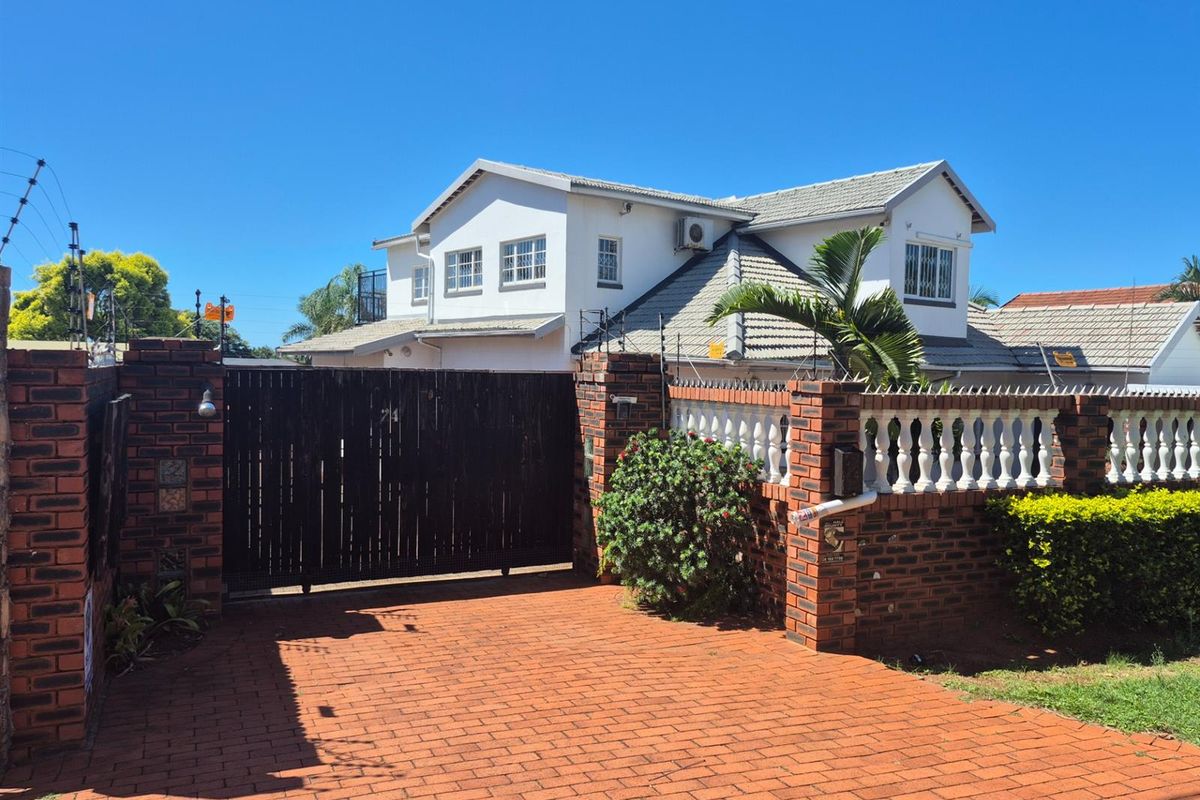 House For Sale - Income potential - in Durban North, KwaZulu Natal - Air BNB - Photo 4