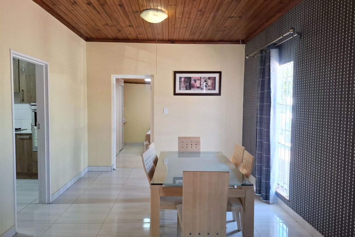 House To Rent in Summerstrand, Port Elizabeth - Photo 5