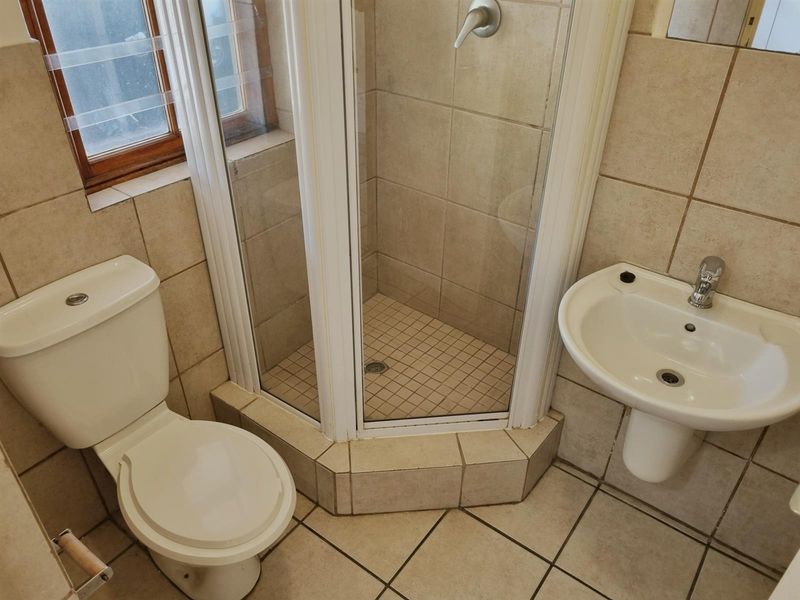 Apartment For Sale in Upper Knysna Central - Photo 7