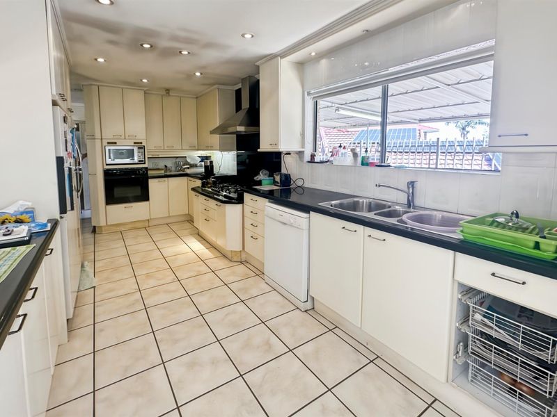 3 Bedroom House in Allandale - Photo 9