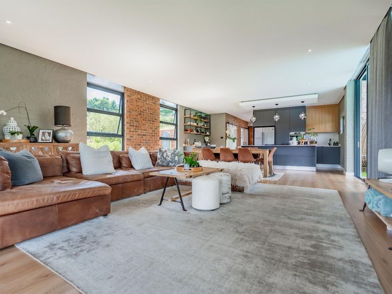 Stylish, Modern, And Full Of Character - Photo 5