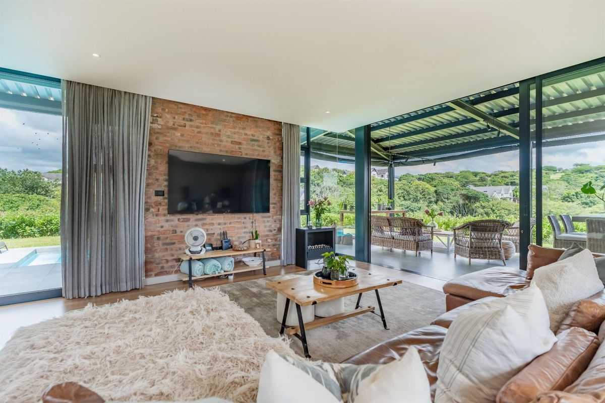 Stylish, Modern, And Full Of Character - Photo 3