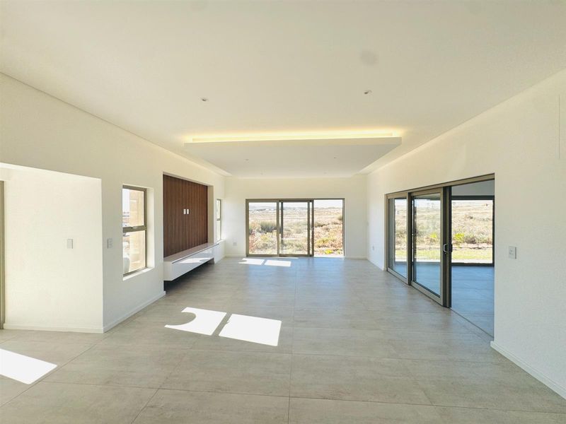 House For Sale in Langebaan Country Estate, Langebaan - Photo 3