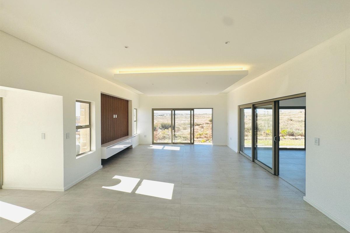 House For Sale in Langebaan Country Estate, Langebaan - Photo 3