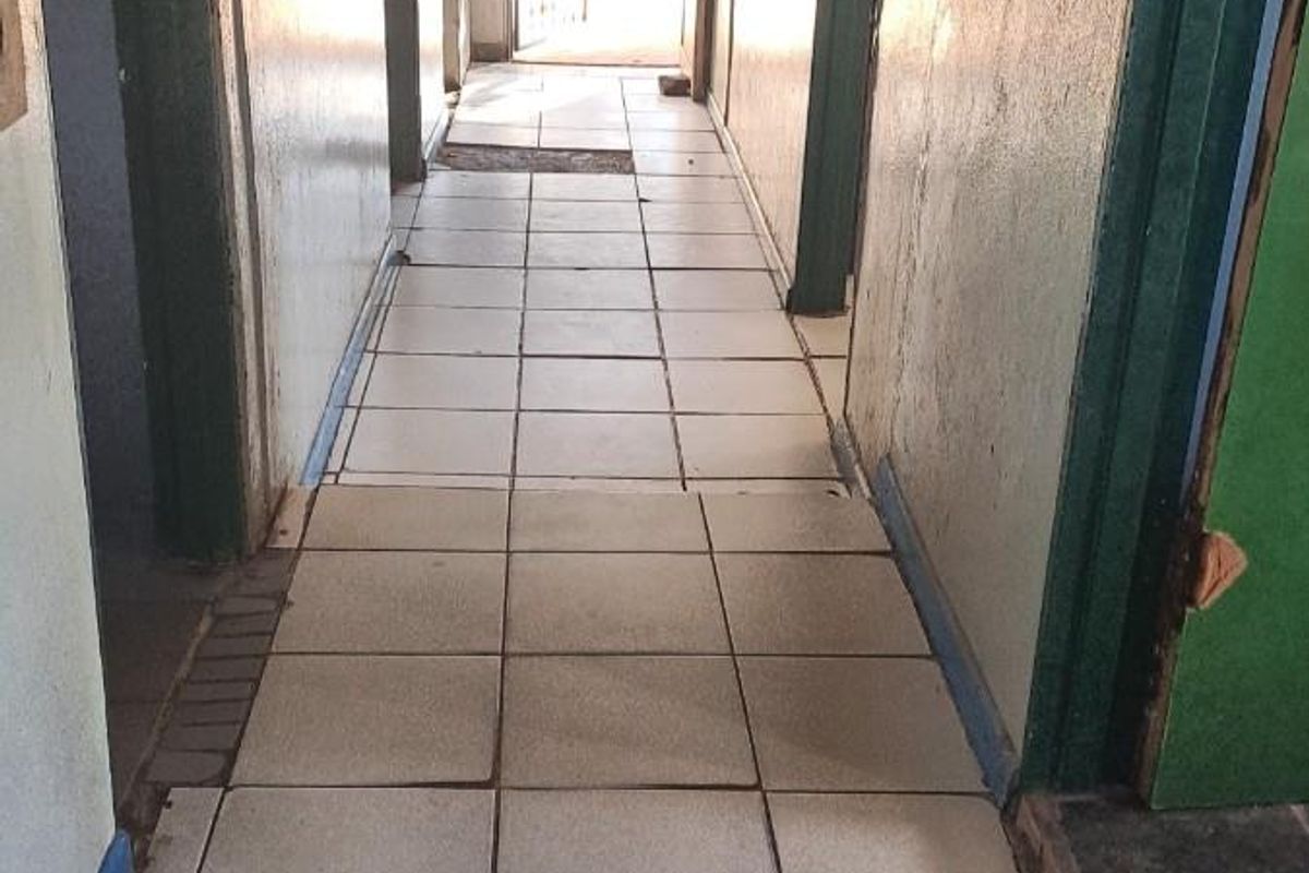 4 Bedroom House For Sale | Jurgenskamp, Upington - Photo 4