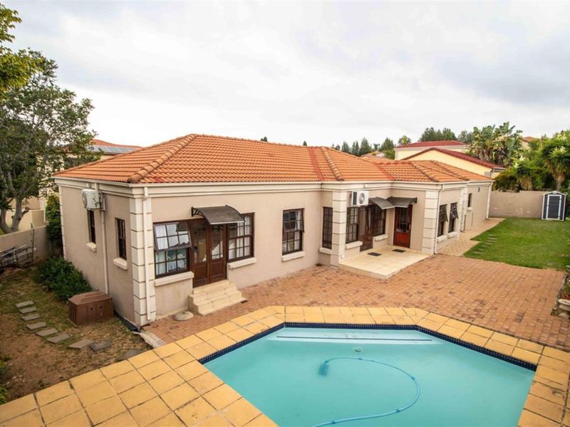House For Sale in Kyalami, Midrand - Photo 1