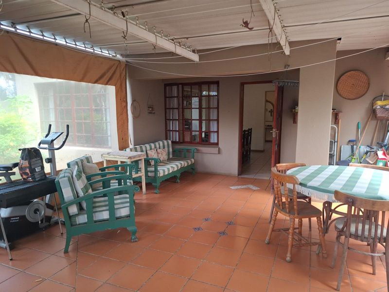 3 Bedroom Duplex For Sale in Florida Park, Roodepoort - Photo 4