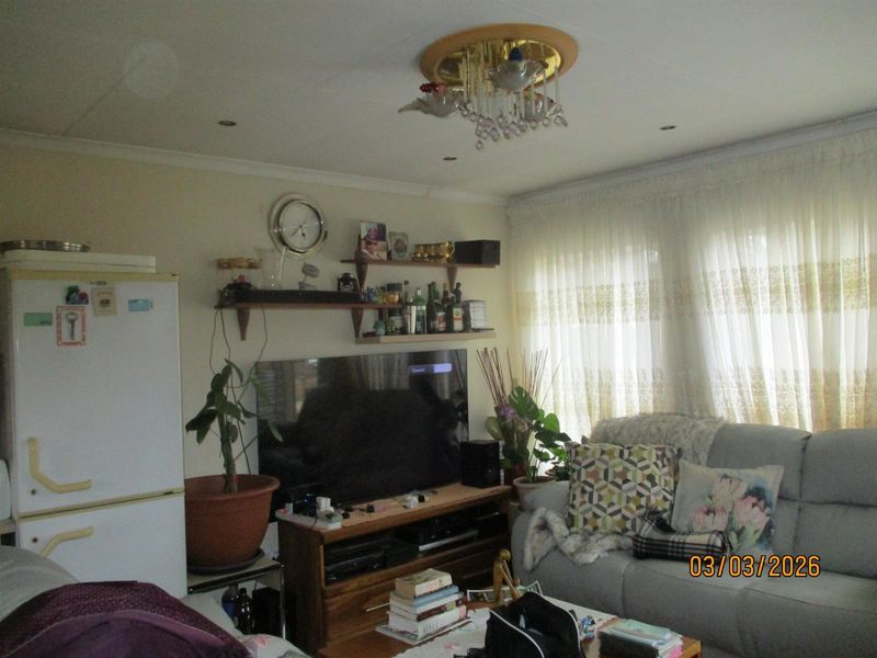 House For Sale in Aero City Complex, Kempton Park - Photo 7