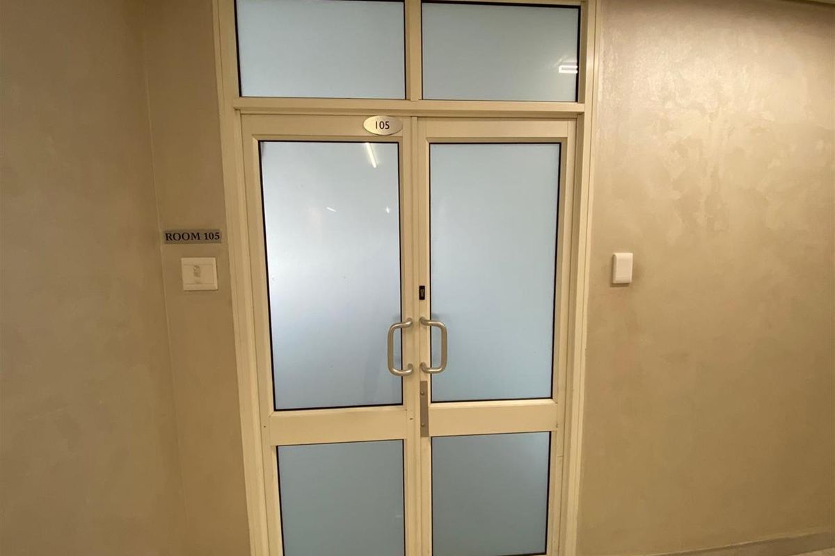 Office To Rent in Waterfront, Cape Town - Photo 2