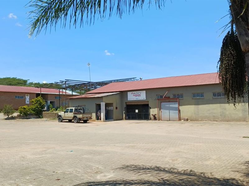 6,369m2 Industrial Property on 1‐Hectare Stand - Six Fully Serviced Warehouses - Photo 5