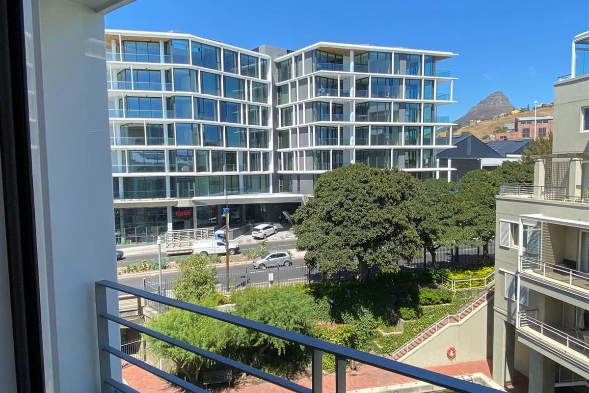 Office To Rent in Waterfront, Cape Town - Photo 2