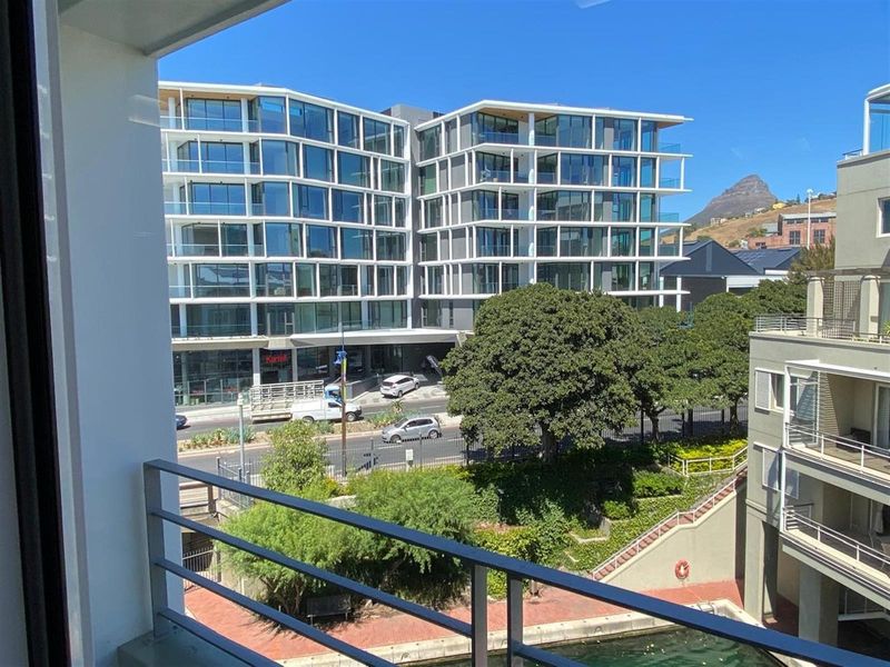Office To Rent in Waterfront, Cape Town - Photo 2