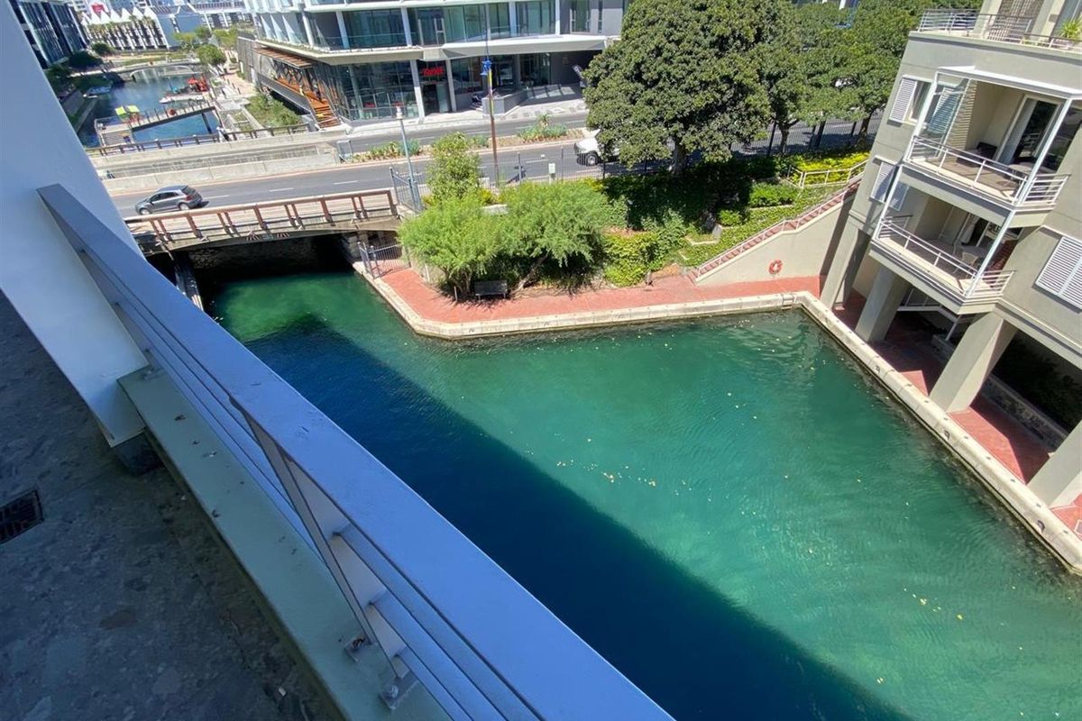 Office To Rent in Waterfront, Cape Town - Photo 4