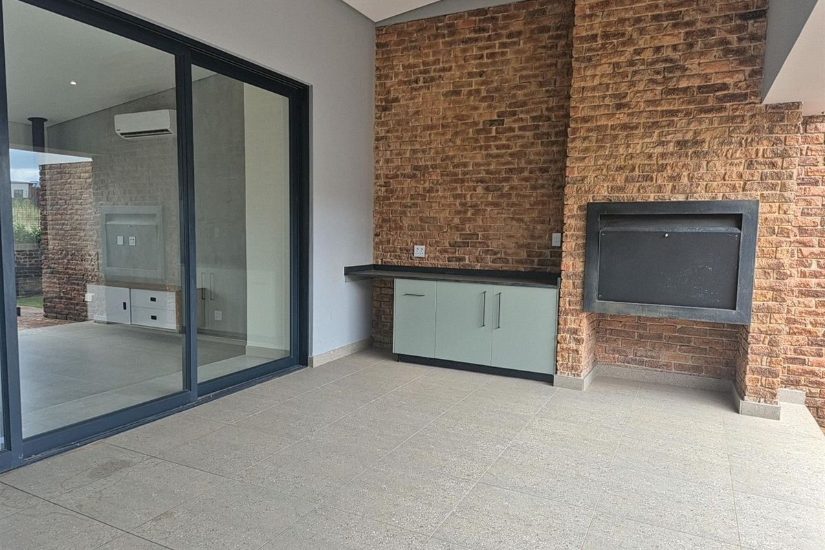 Modern Elegance and Luxury Finishes - A Connoisseur’s Choice for Sustainable Living - Photo 3