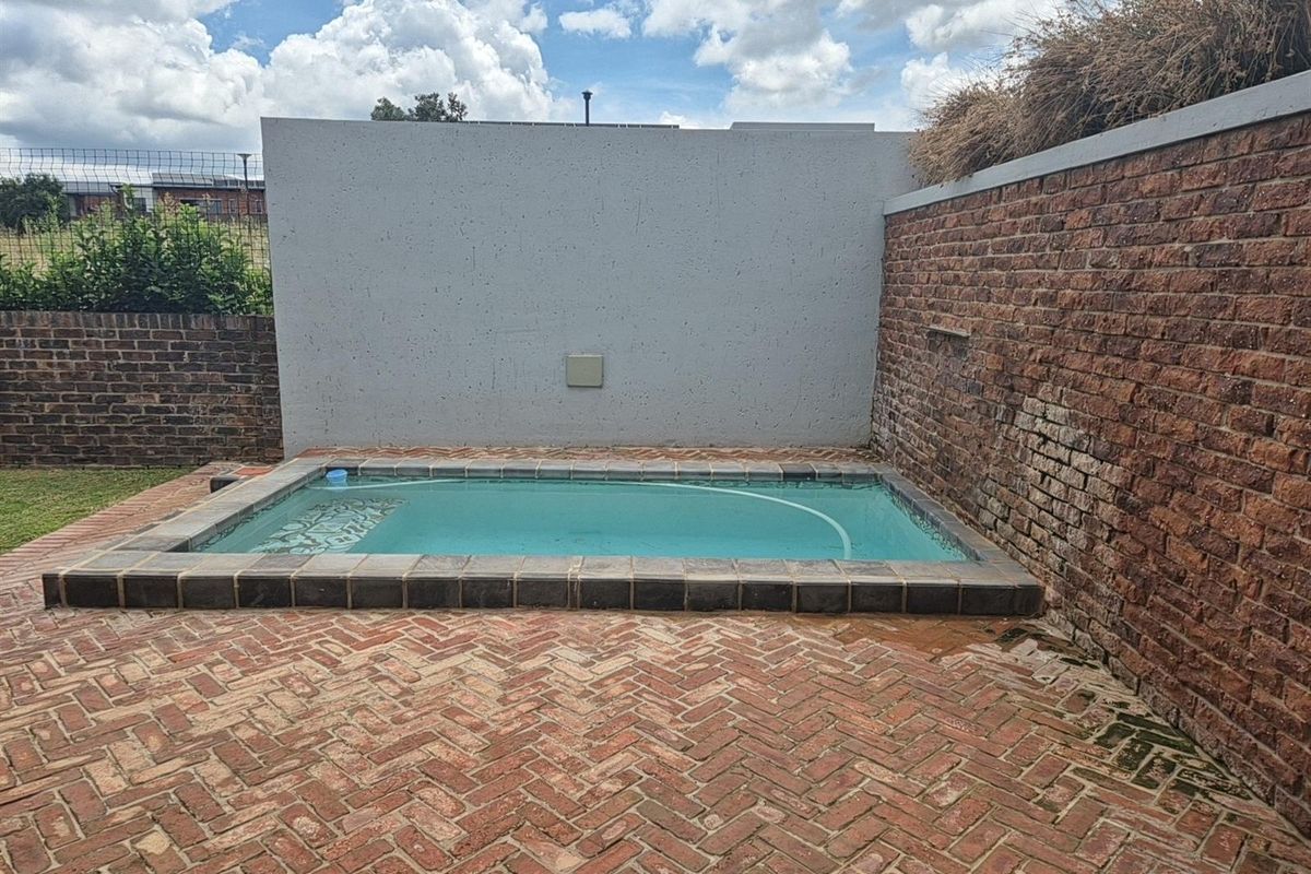 Modern Elegance and Luxury Finishes - A Connoisseur’s Choice for Sustainable Living - Photo 5