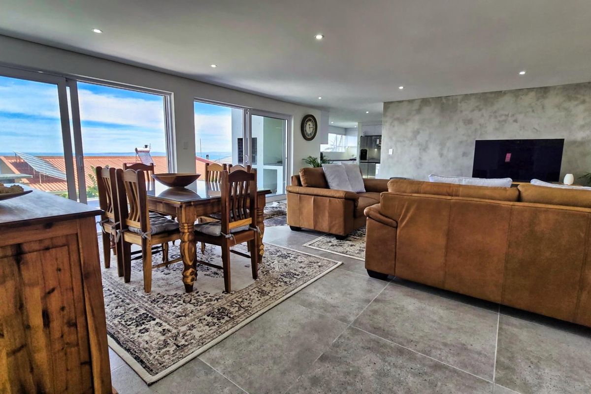 House For Sale in Dana Bay Mossel Bay Western Cape - Photo 5