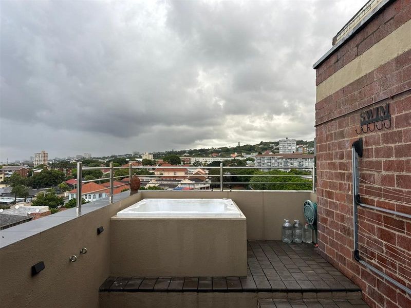 Penthouse For Sale in Windermere, Durban, KwaZulu Natal - Photo 10
