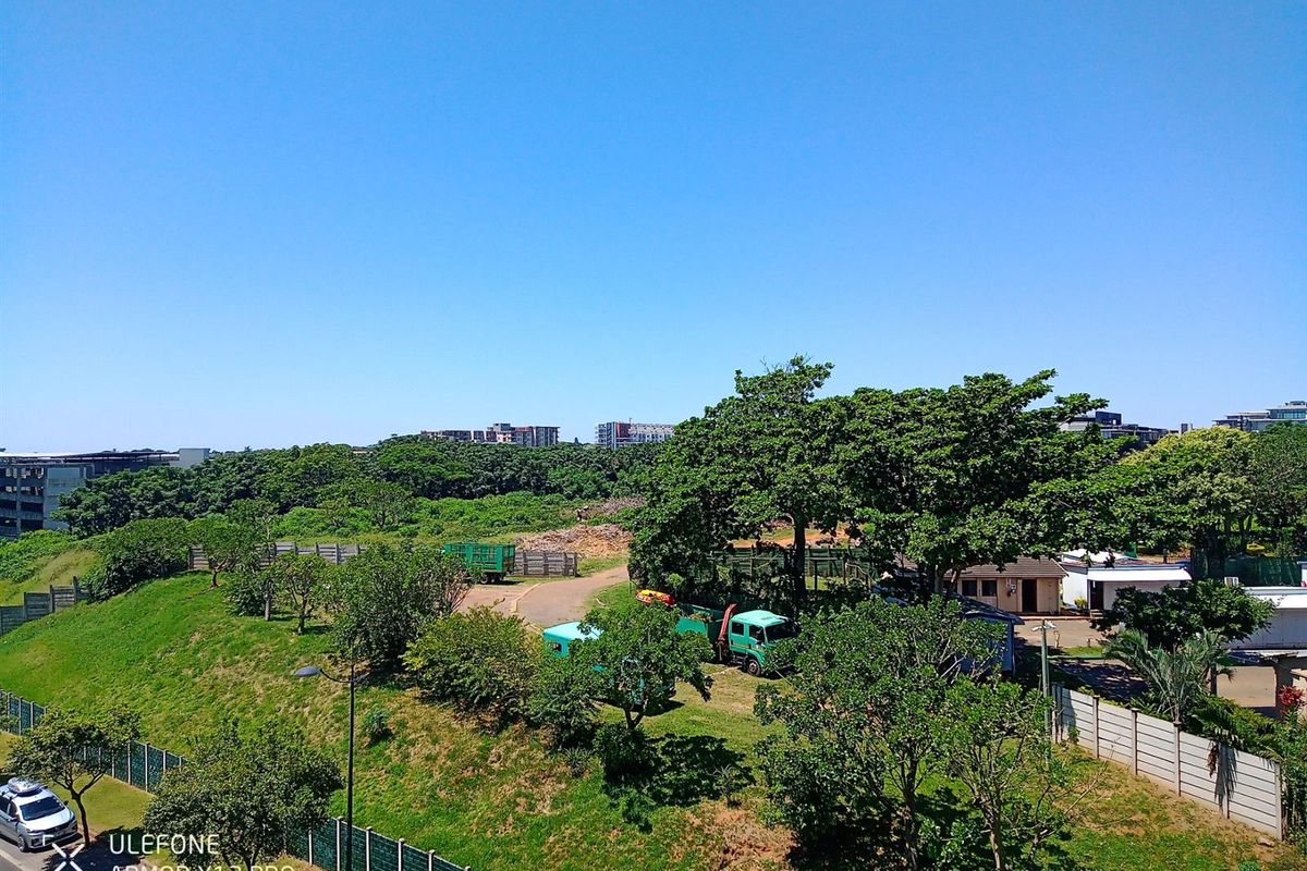 Cozy 2-bedroom 2-bathroom apartment for sale - Photo 2