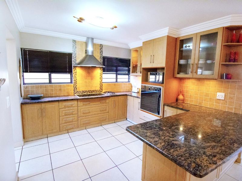 Exclusive Mandate | Where Ocean Views, Privacy and Prestige Meet - Wavecrest, Jeffreys Bay - Photo 5