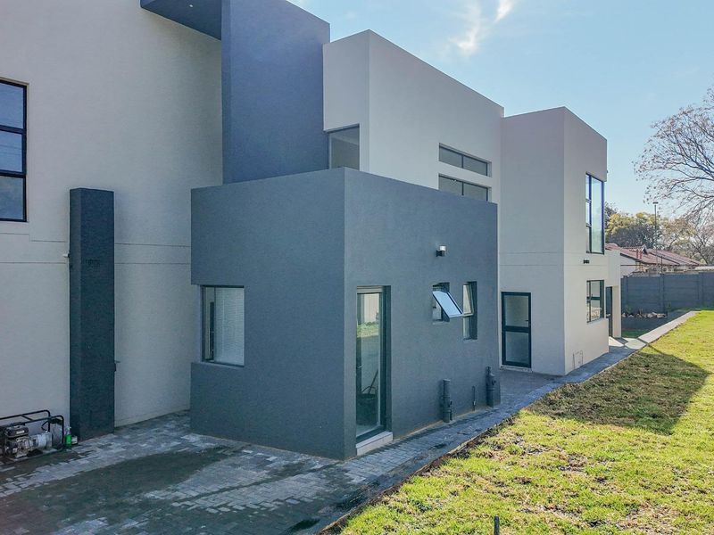 4 Bedroom New Development - Bryanston East. No Transfer Duty! - Photo 8