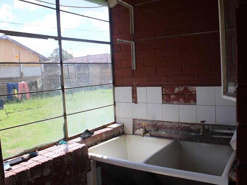 House For Sale in CE 2, Vanderbijlpark CE - Photo 4