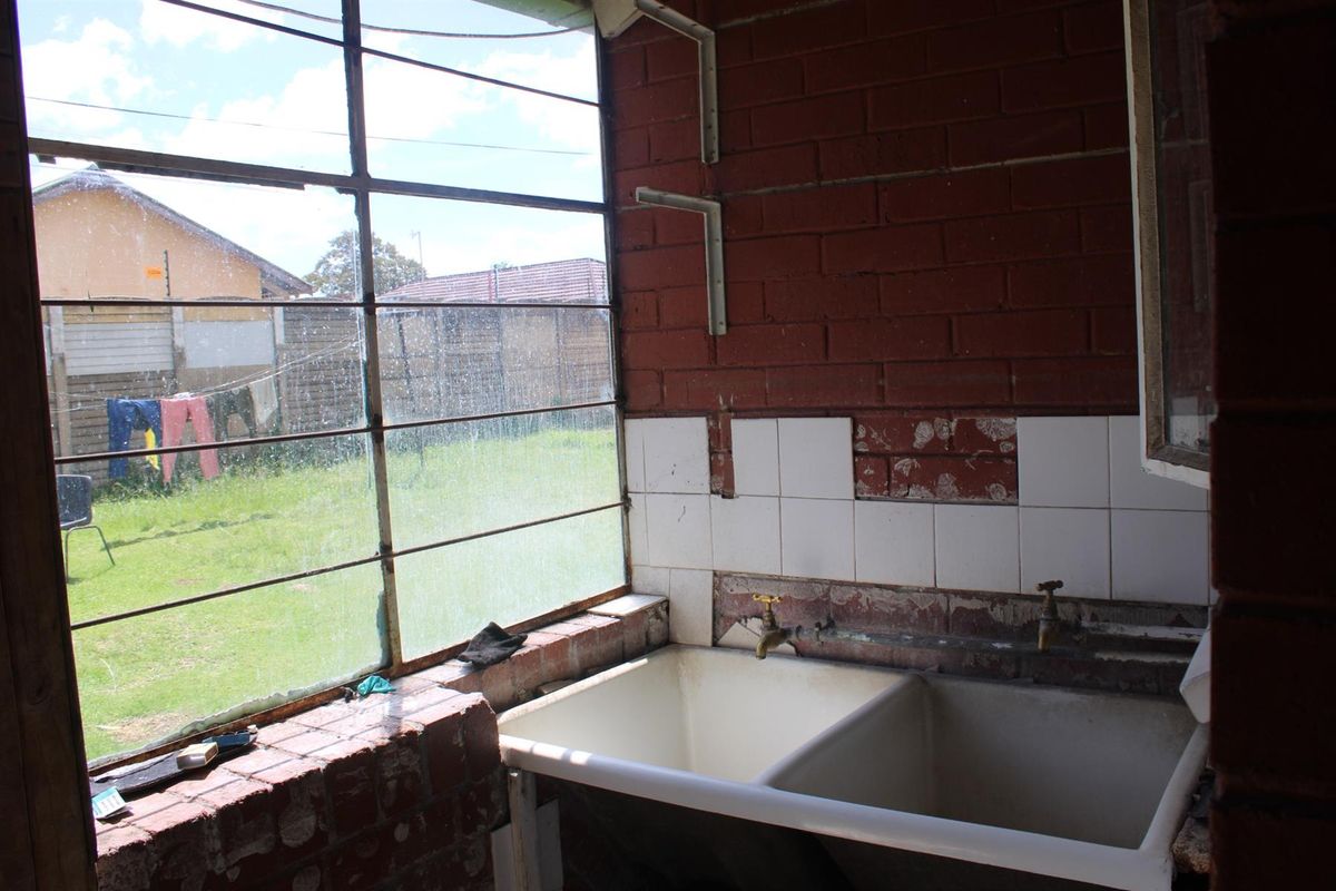 House For Sale in CE 2, Vanderbijlpark CE - Photo 4