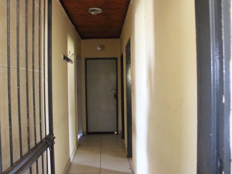 House For Sale in CE 2, Vanderbijlpark CE - Photo 8