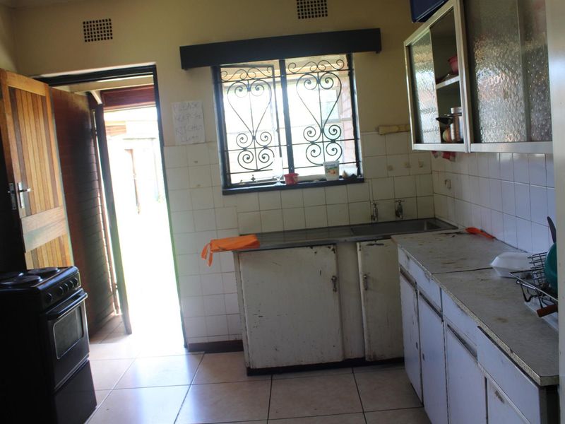 House For Sale in CE 2, Vanderbijlpark CE - Photo 7