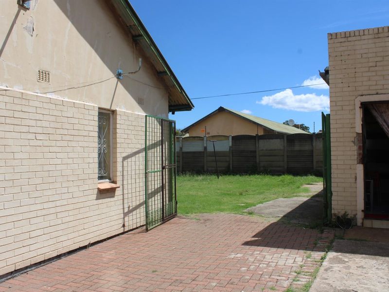 House For Sale in CE 2, Vanderbijlpark CE - Photo 3