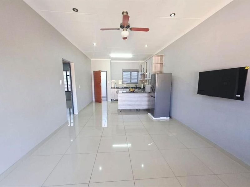 Apartment for Sale in Tzaneen. Convenient CBD Living. - Photo 7