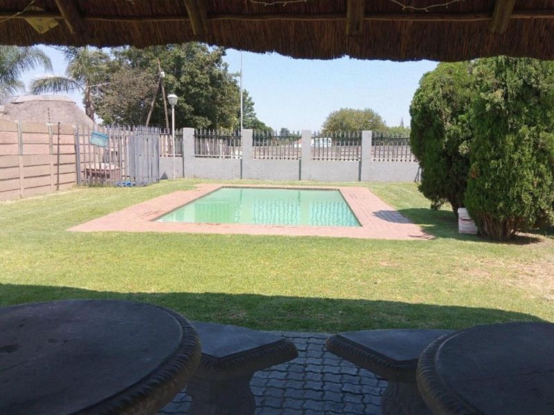 Apartment For Sale in Albemarle Ext 1, Albemarle, Germiston - Photo 3