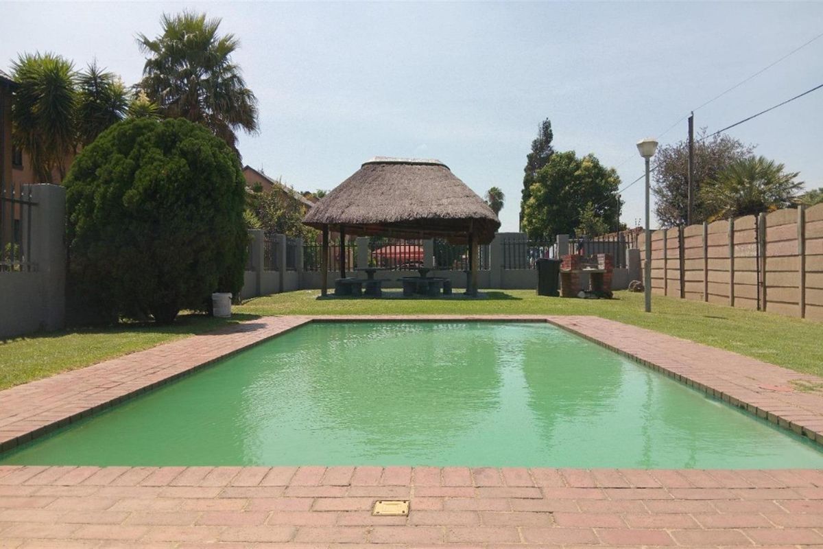 Apartment For Sale in Albemarle Ext 1, Albemarle, Germiston - Photo 4