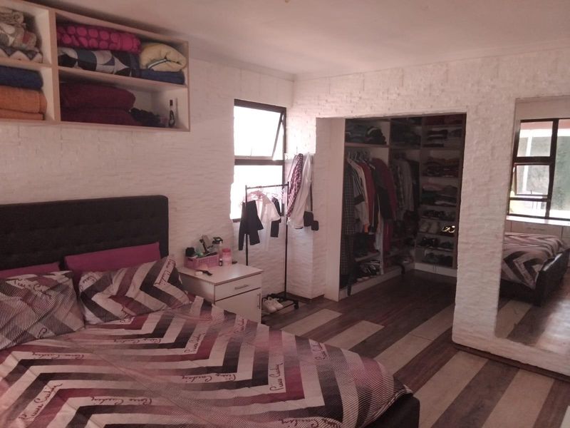 4 Bedroom House For Sale in Wavecrest Strandfontein - Photo 9