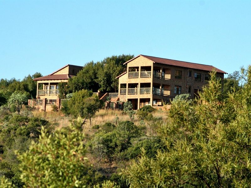 PRIVATE WILDLIFE ESTATE LIVING - Photo 4