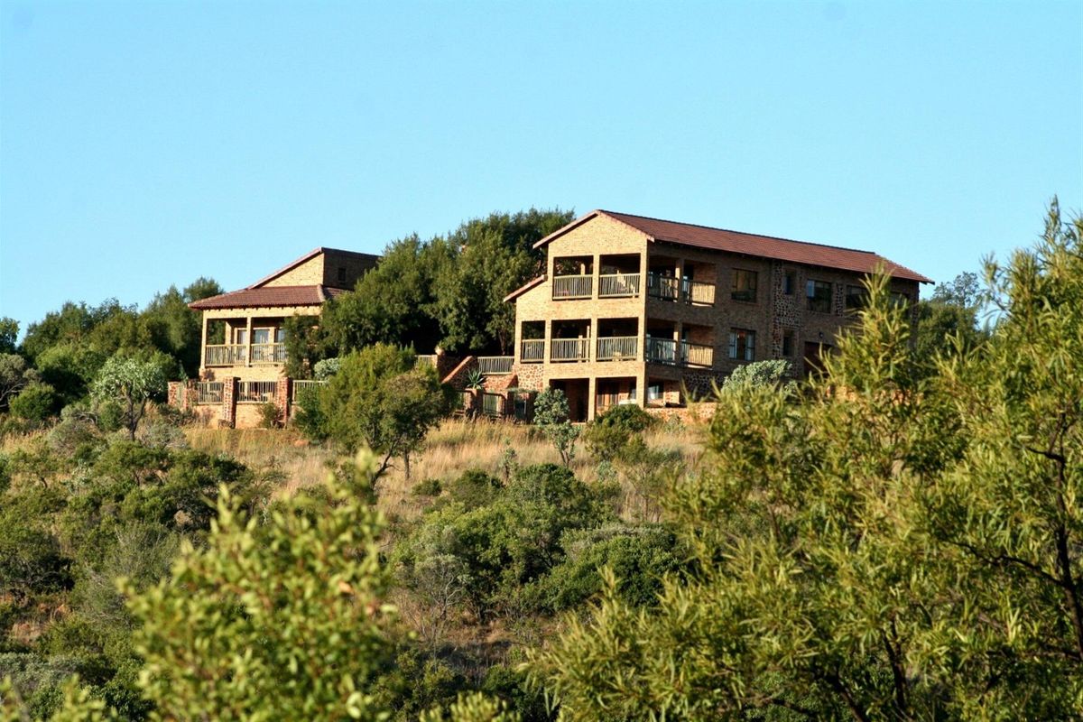 PRIVATE WILDLIFE ESTATE LIVING - Photo 4