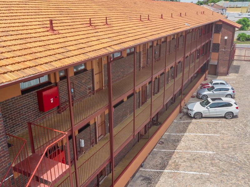 Fully-Let block of flats in Kew - For Sale - Photo 5