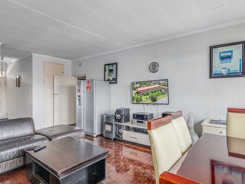 Fully-Let block of flats in Kew - For Sale - Photo 7