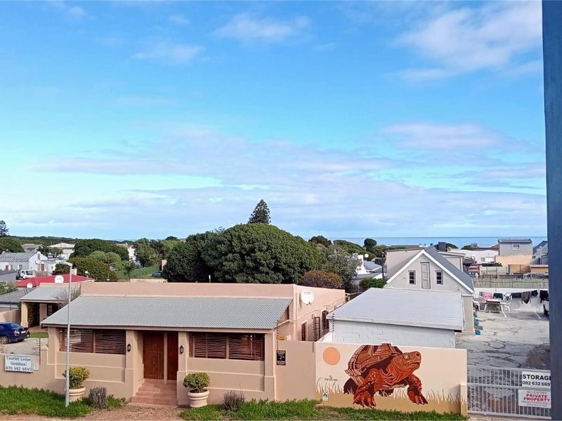 Gansbaai Gold Standard in Lock-Up and Go Investment Living - Photo 5