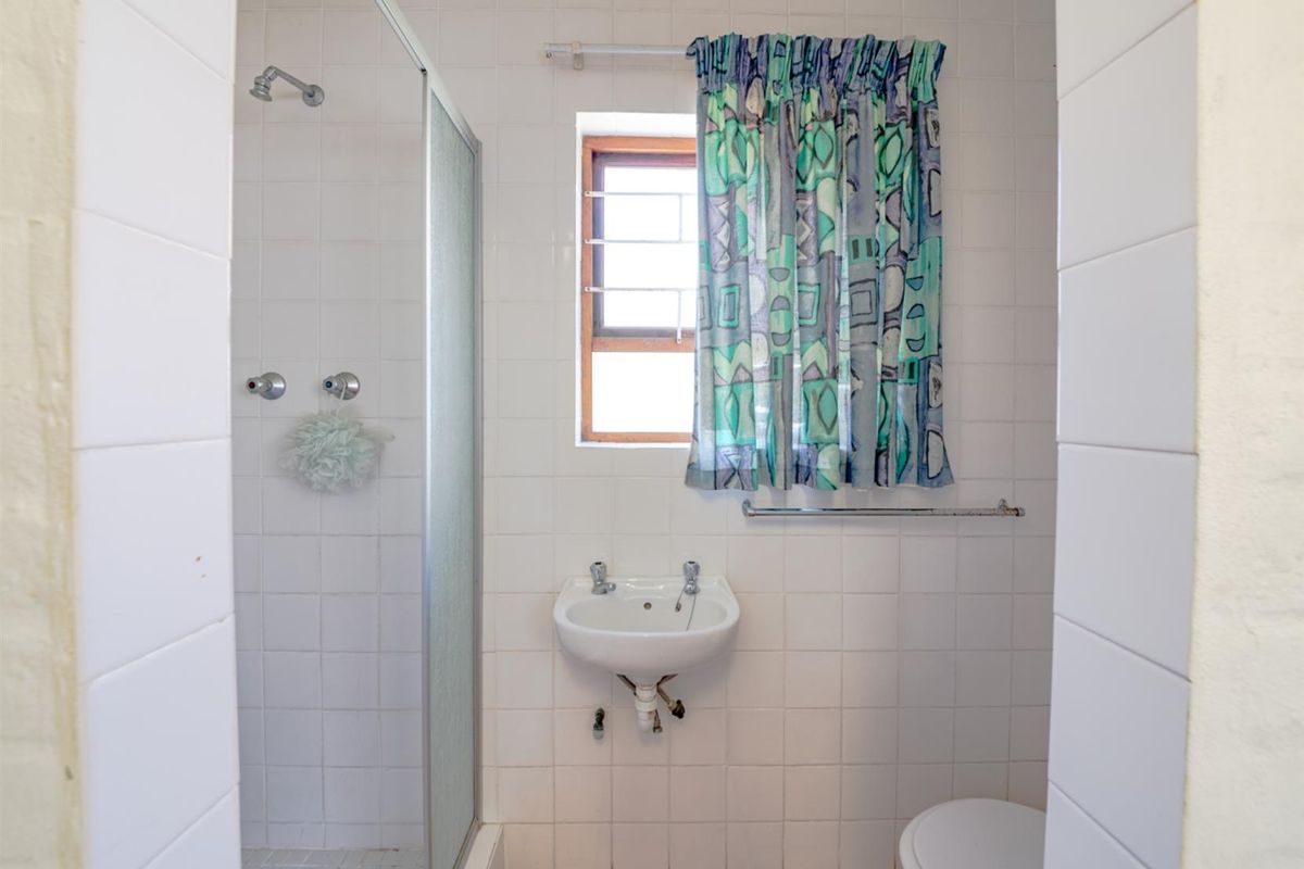 House For Sale in Pringle Bay - Photo 5