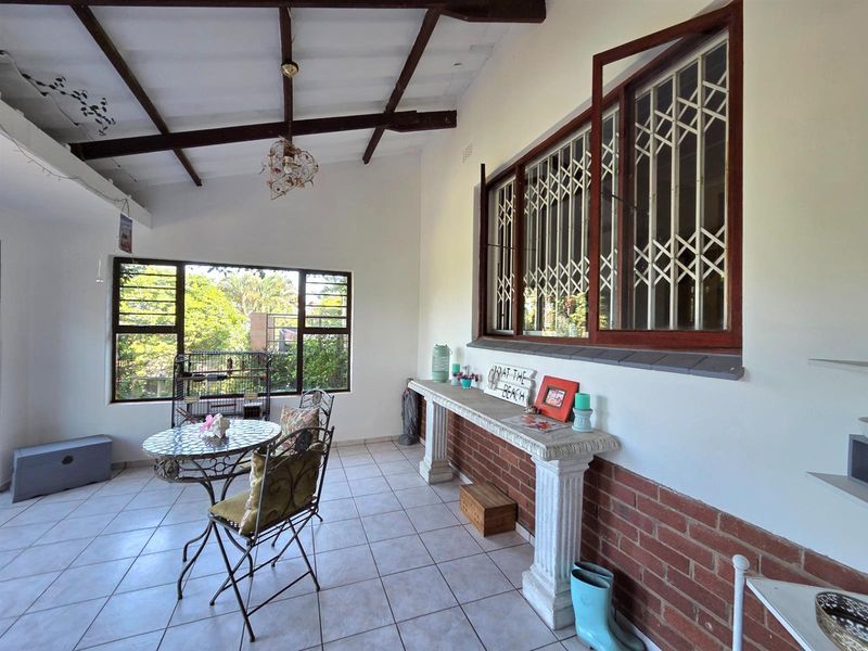 Garden Paradise with Pool, Balcony and Jacuzzi - Photo 10