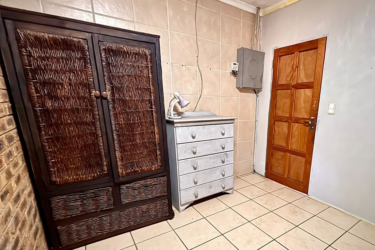 Bachelor Flat to rent - Vanderbijlpark - Photo 5