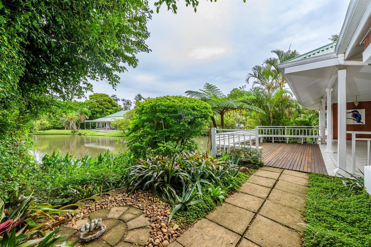 Single story 3 bedroom home in saught after Mount Edgecombe Estate 1 - Photo 2