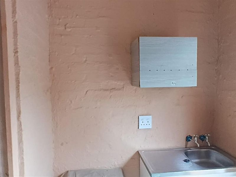 Cottage To Rent in Panorama, Empangeni, KwaZulu Natal - Photo 5