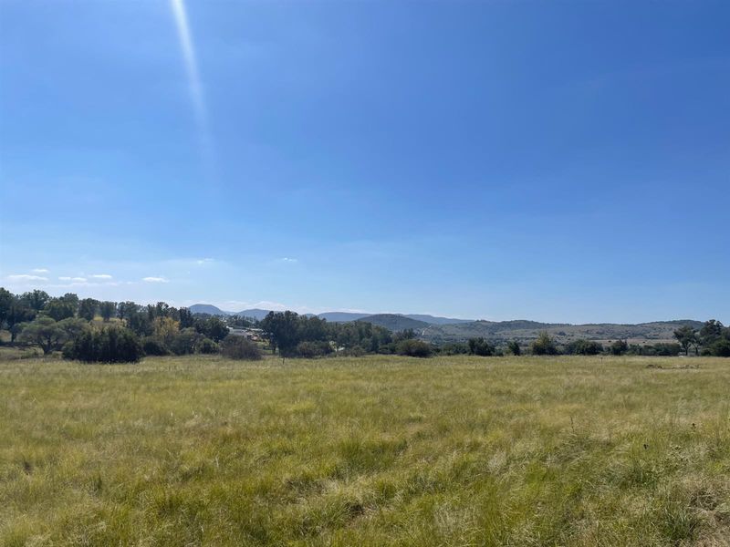 NORTH FACING ELEVATED STANDS - Photo 3