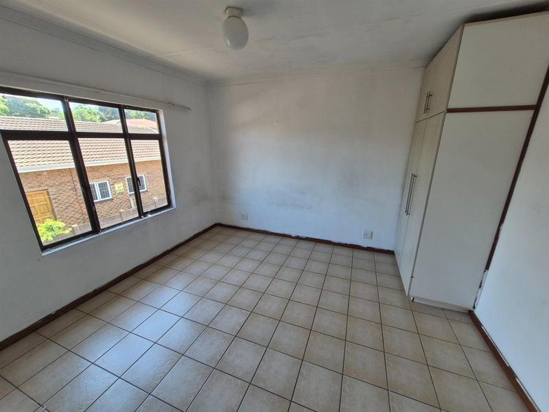 Duplex For Sale in Montclair, Durban, KwaZulu Natal - Photo 10