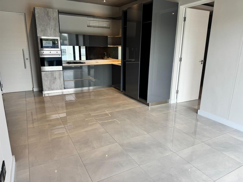 Apartment For Sale in Houghton Estate, Johannesburg - Photo 3